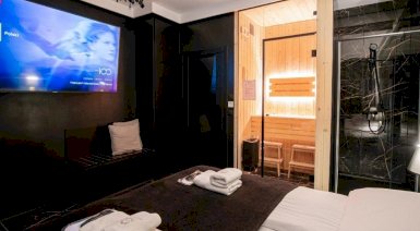 Pobyt w Glass-House Apartments - Executive z Jacuzzi & Sauną (weekend, 2 noce)