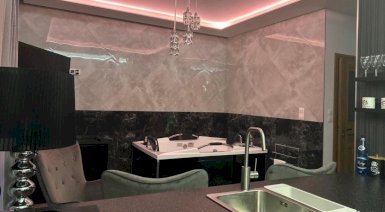 Pobyt w Glass-House Apartments - Garden Suite z Jacuzzi & Ogródkiem (weekend)