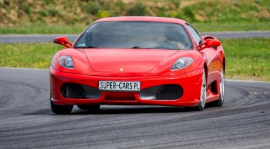 Jazda Ferrari F430 - 2 okrążenia - Wrocław (Tor Krzywa, Super Cars)