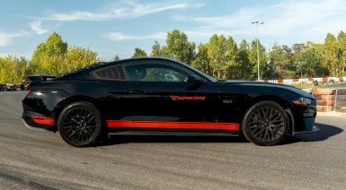 Jazda Fordem Mustangiem - 1 okrążenie - Toruń (Super Cars)