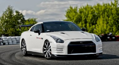 Jazda Nissan GTR - Wiele torów (1 okrążenie, Super Cars)