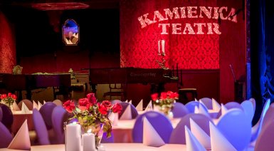 Spektakl w Teatrze Kamienica ze Słodkim Poczęstunkiem dla Dwojga - bilety do teatru