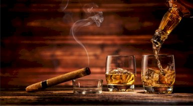 Degustacja whisky z foodpairingiem - prezent na święta dla taty